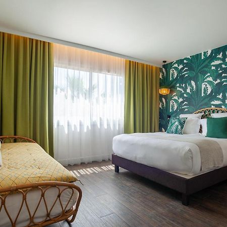 Hotel La Piscine Le Lavandou Eksteriør bilde